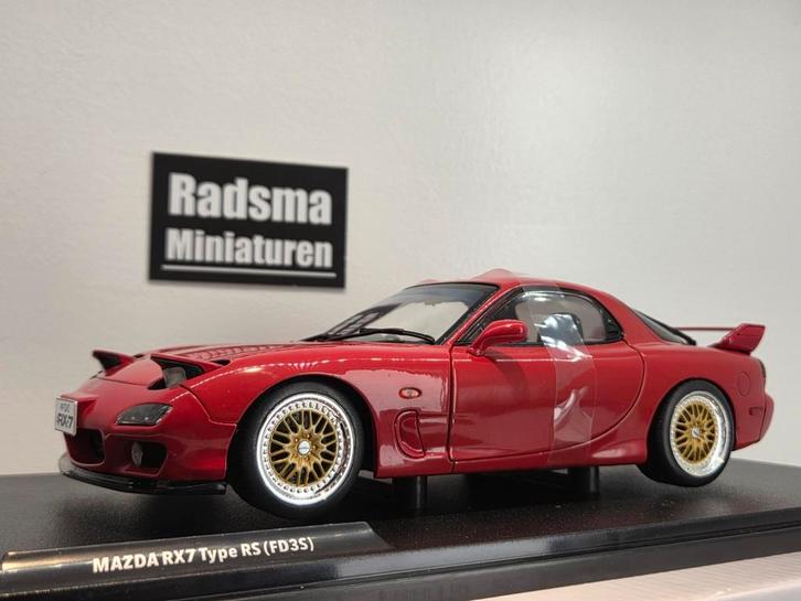 Mazda RX-7 Type RS - Rood - 1:18 Solido, Hobby en Vrije tijd, Modelauto's | 1:18, Nieuw, Auto, Solido, Ophalen of Verzenden