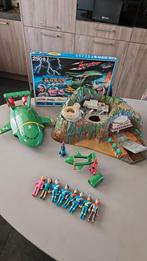 Thunderbirds eiland, poppetjes, voertuigen en puzzel, Ophalen, Gebruikt