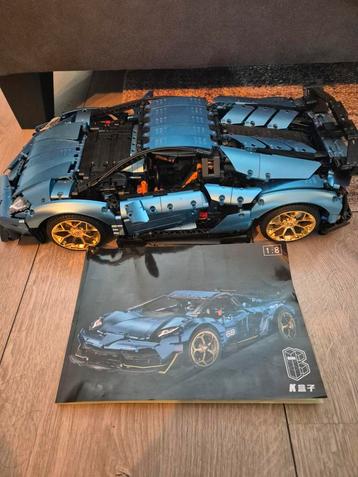 Lamborghini schaal 1:8 beschikbaar voor biedingen