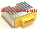 Spanningsregelaar Piaggio Vespa Lx S Lxv 4T 9693825, Ophalen of Verzenden, 50cc-Scooterparts, Info@50cc-scooterparts.nl, Veen