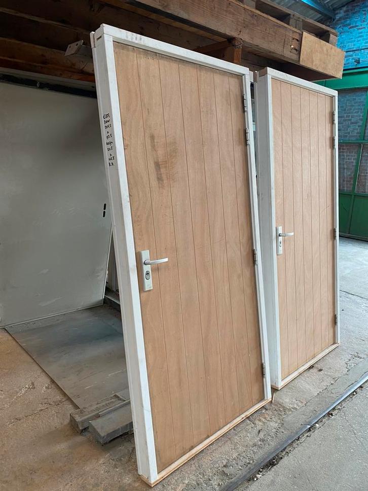POORT/SCHUURDEUR MET KOZIJN (B102,5xH211,5) NIEUW, Doe-het-zelf en Verbouw, Deuren en Horren, Nieuw, Buitendeur, 200 tot 215 cm