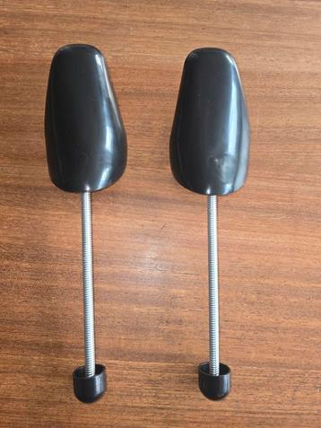 Schoenspanners Maat L ---> Groot aantal te koop beschikbaar voor biedingen