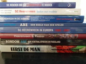 Aantal Heerenveen voetbal boeken.  beschikbaar voor biedingen