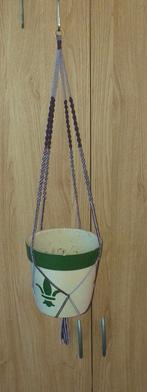 2 Handgemaakte Macrame planten hangers  2x paars  87 cm, Huis en Inrichting, Kamerplanten, Ophalen of Verzenden, Overige soorten