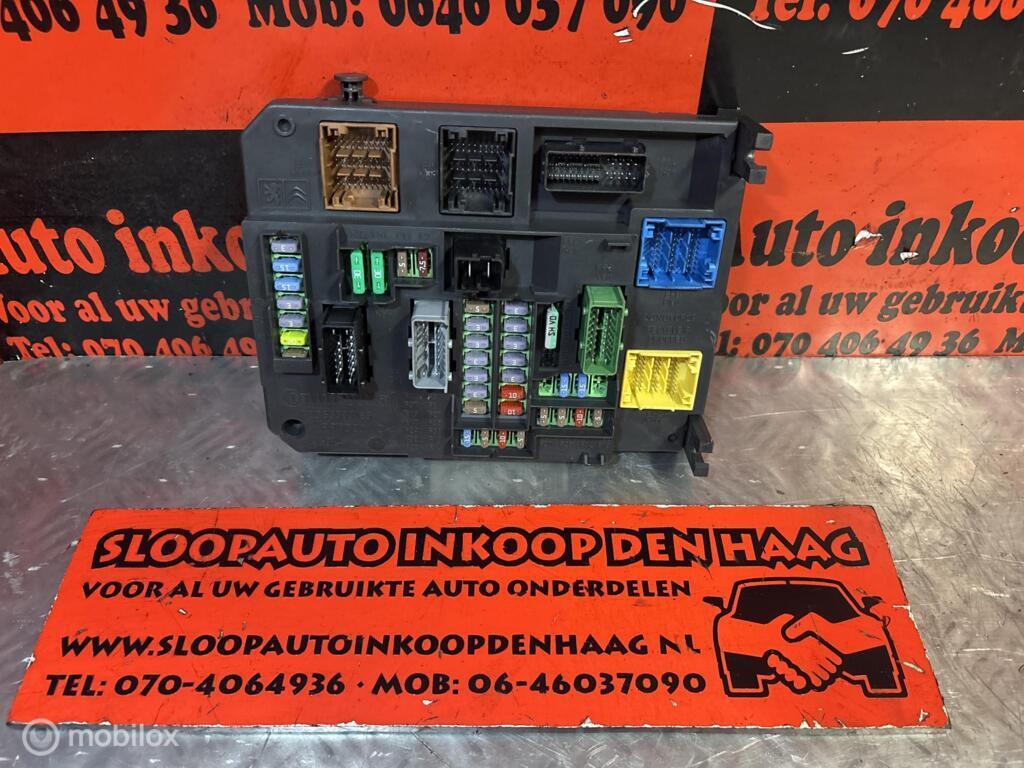 Citroen C4 Picasso / C5 ('13-'17) Zekeringkast 980668798001, Gebruikt, Citroën, Ophalen of Verzenden, Citroen
