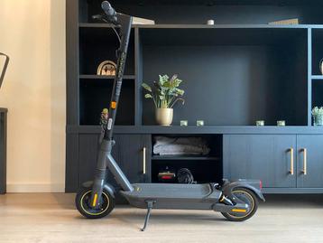 Segway ninebot max G2e zo goed als nieuw elektriche step beschikbaar voor biedingen
