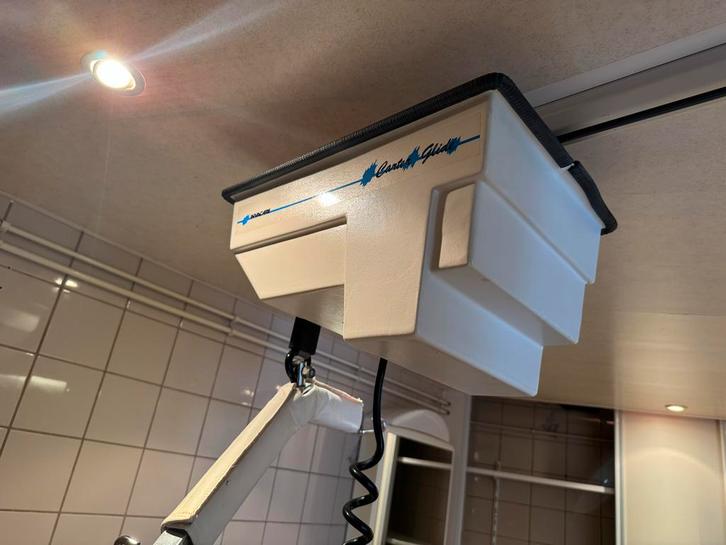 Plavondlift invacare, Diversen, Trapliften, Ophalen