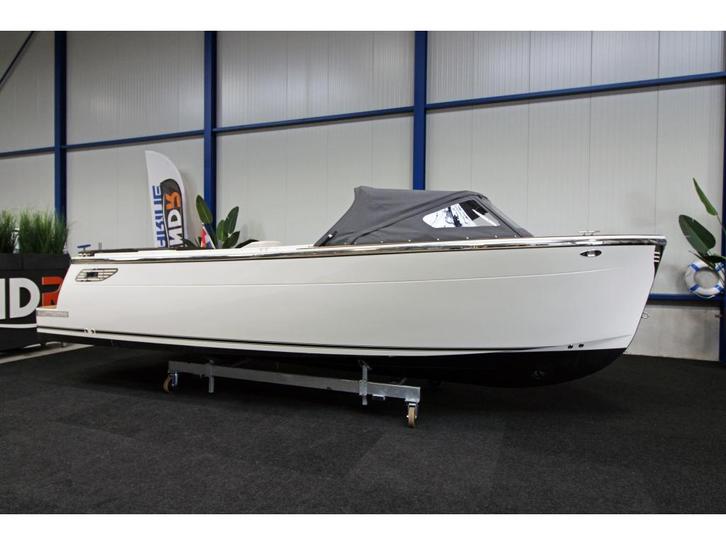 TendR 23 Grey Edition Overjarig model - Honda 40 PK, Watersport en Boten, Sloepen, Nieuw, Tot 10 pk, 6 meter of meer, Benzine