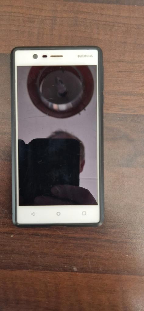Nokia 3, 16gb twee stuks, Telecommunicatie, Mobiele telefoons | Nokia, Zo goed als nieuw, Zwart, Ophalen of Verzenden
