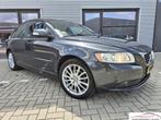 Volvo S40 1.8 Edition II DEALERONDERHOUDEN LEDER NAVI PDC, Auto's, Voorwielaandrijving, 65 €/maand, 125 pk, 4 cilinders