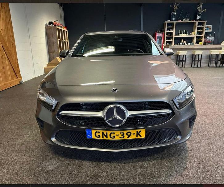 Mercedes-Benz A-Klasse A 160 109pk 2019 Grijs, Auto's, Mercedes-Benz, Particulier, A-Klasse, Benzine, Hatchback, Handgeschakeld