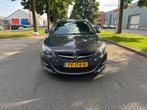 Opel Astra Sports Tourer 1.7 CDTi Cosmo CLIMA, Auto's, Opel, Euro 5, 4 cilinders, 1686 cc, Nieuw