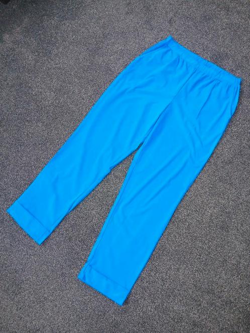 Te Koop: PLUS BASICS Broek,  mt 44. Kobaltblauw., Kleding | Dames, Broeken en Pantalons, Zo goed als nieuw, Maat 42/44 (L), Blauw