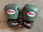 ZGAN Twins S bokshandschoenen 14oz, Venum scheenbeschermers, Ophalen of Verzenden, Zo goed als nieuw, Overige