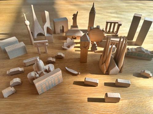 Muji | World in a Bag | MOMA, Antiek en Kunst, Kunst | Designobjecten, Verzenden