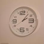 Wandklok, Huis en Inrichting, Woonaccessoires | Klokken, Ophalen of Verzenden, Zo goed als nieuw, Analoog, Wandklok