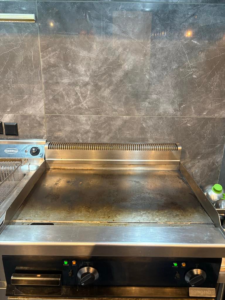 GGM Gastro elektrische grillplaat 80x70 – Horeca, Zakelijke goederen, Horeca | Keukenapparatuur, Ophalen, Fornuis, Frituur en Grillen