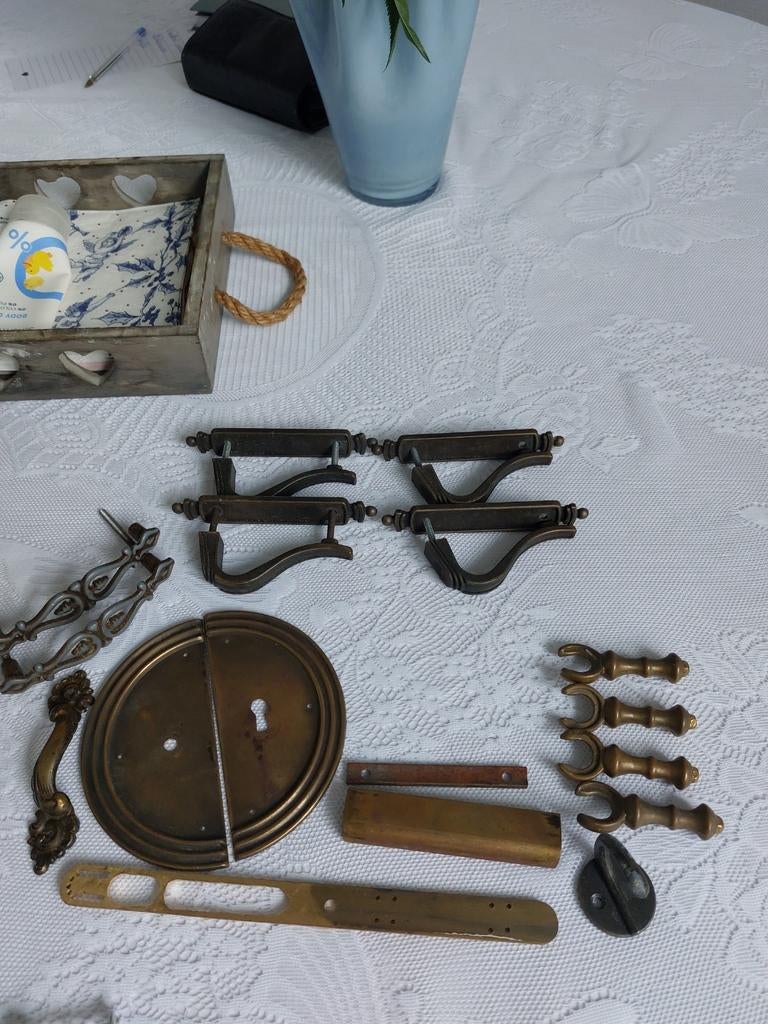 Diverse antieke messing kastbeslag set, Ophalen, Gebruikt, Koper of Messing, Overige typen