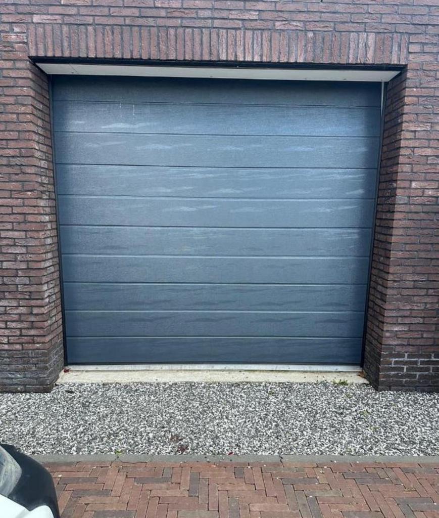 Sectionale garagedeur 275x250 cm – z.g.a.n. (De Rooij), Ophalen, Garagedeur, Zo goed als nieuw, 120 cm of meer