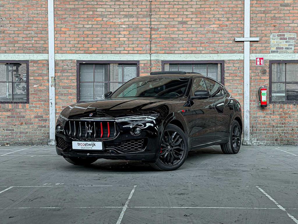 Maserati Levante 3.0 V6 AWD GranLusso 349pk 2019, T-075-PR, Auto's, Maserati, Gebruikt, Euro 6, 138 €/maand, 2084 kg