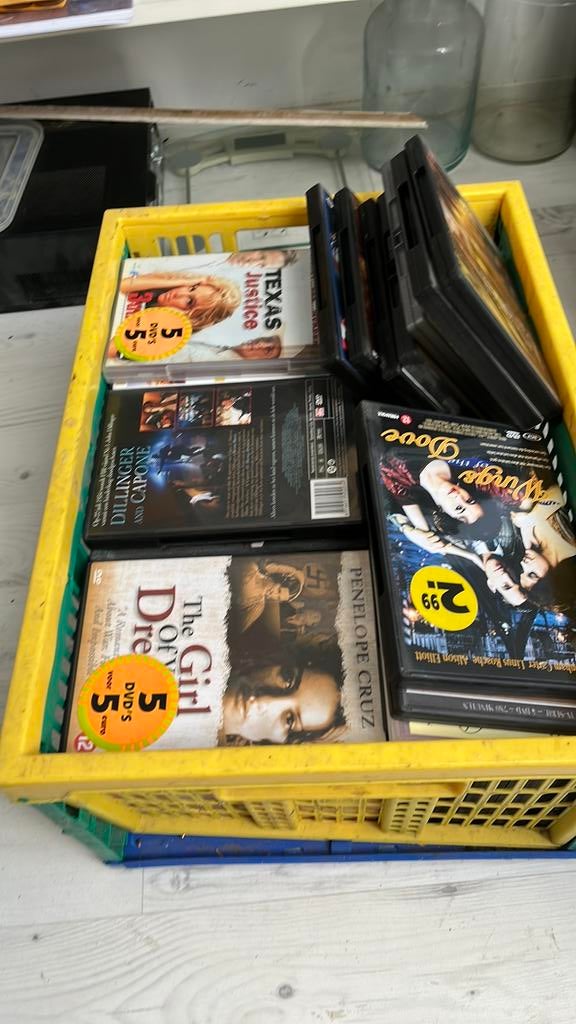 Krat vol dvd,s, Alle leeftijden, Ophalen, Gebruikt