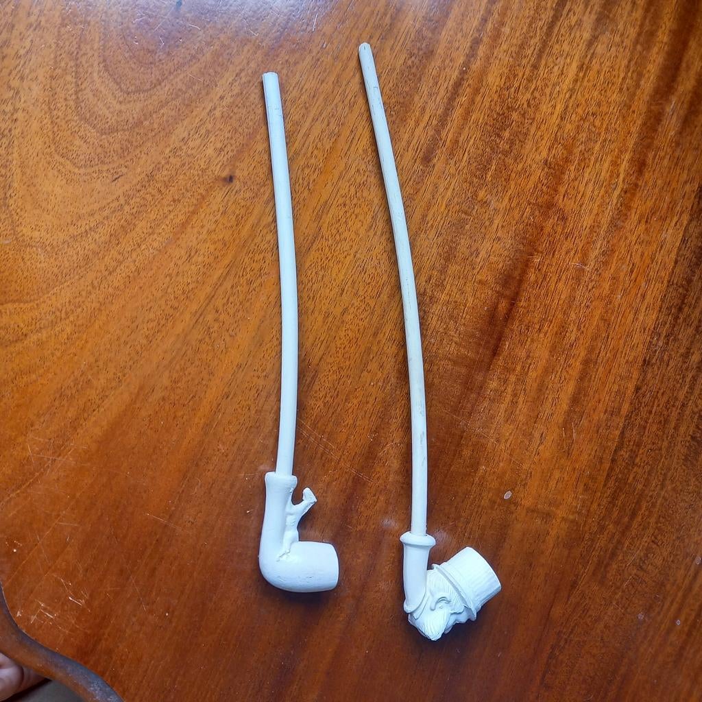 Twee stenen sierpijpen, Ophalen of Verzenden