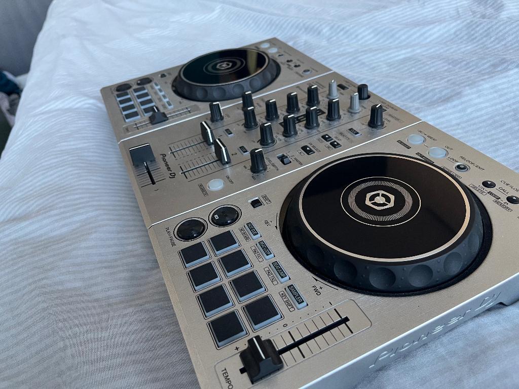 Pioneer DDJ 400-S Limited Edition, Muziek en Instrumenten, Dj-sets en Draaitafels, Ophalen of Verzenden, Zo goed als nieuw, Dj-set