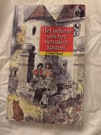 Het geheim van het vervallen kasteel - Judy Voogd, Ophalen of Verzenden, Zo goed als nieuw, Fictie algemeen