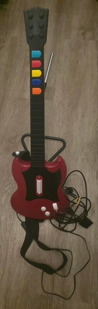 Guitar Hero Gitaar voor PS2 - Compleet met standaard, Spelcomputers en Games, Games | Sony PlayStation 2, Muziek, Gebruikt, 1 speler