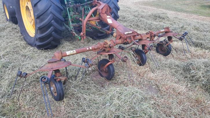 Kuhn set schudder cirkelhark, Zakelijke goederen, Agrarisch | Werktuigen, Veehouderij, Weidebouw, Ophalen