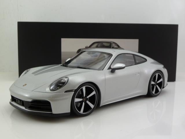 Minichamps Porsche 911 992 Carrera 2024 1:18 WAP0210270SCPE, Hobby en Vrije tijd, Modelauto's | 1:18, Ophalen of Verzenden, Nieuw