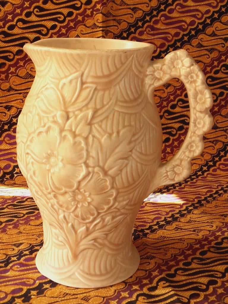 Mooie antieke Arthur Wood schenkkan uit Engeland 19,8 cm., Ophalen of Verzenden