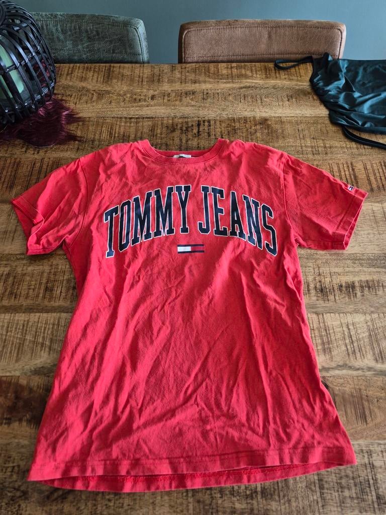Tommy Jeans T-shirt - rood - Maat S, Oranje, Ophalen of Verzenden, Korte mouw, Maat 36 (S)
