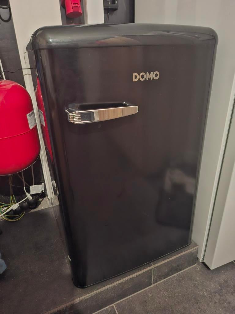 Domo koelkast + vriesvak, Witgoed en Apparatuur, Koelkasten en IJskasten, Ophalen, 200 liter of meer, 160 cm of meer, Zo goed als nieuw