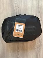North Face Base Camp Voyager 32L Tas nieuw!, 40 tot 60 cm, 30 cm of meer, Zwart, Ophalen of Verzenden