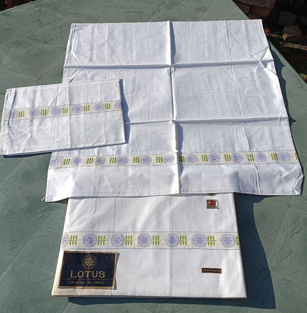 Vintage *nieuw* beddengoed sierrand 2x laken 2x sloop (A24), Huis en Inrichting, Slaapkamer | Beddengoed, Overige kleuren, Overige typen