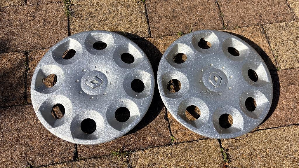 2 Renault Twingo 1 wieldoppen 14 inch, Ophalen, Gebruikt