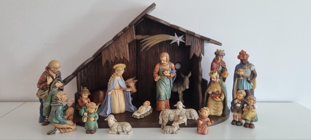 Hummel kerststal XXL jumbo 17 delig, uit 1972, Ophalen, Zo goed als nieuw, Hummel