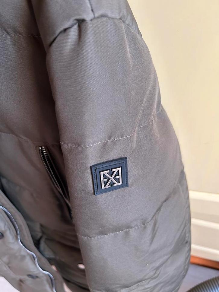 XPLCT Studios gewatteerde jas - Maat M, Kleding | Dames, Jassen | Winter, Zo goed als nieuw, Maat 38/40 (M), Groen, Ophalen of Verzenden