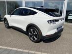 Ford Mustang Mach-E Standard Range RWD 72,6 kWh Direct uit v, Auto's, Automaat, Adaptive Cruise Control, 600 km, Wit