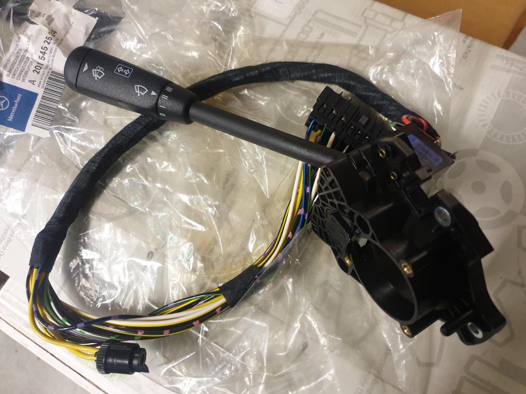 Nieuwe originele knipperlicht schakelaar A2015452524, Niet ingevuld, Mercedes-Benz, Niet ingevuld, Nieuw