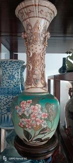 Antieke Chinese vaas met bloemen en vogels, Antiek en Kunst, Ophalen of Verzenden