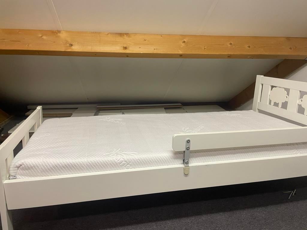 kinderbed 140-70, Huis en Inrichting, Slaapkamer | Bedden, Ophalen, Gebruikt, Wit, Hout