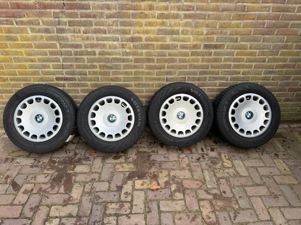 BMW velgen 15 inch met winterbanden, Ophalen, Gebruikt, 15 inch, Banden en Velgen
