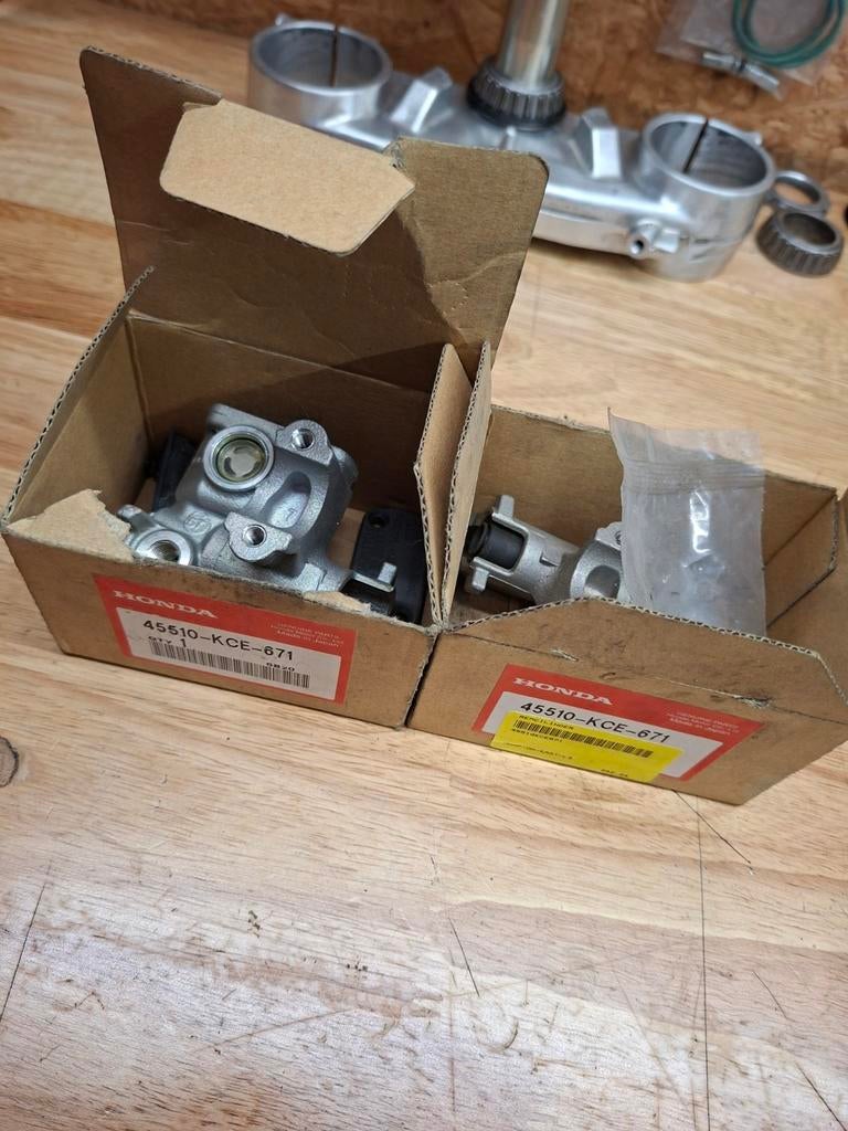 Honda CR CRF remcilinder voorrem rempomp, Motoren, Onderdelen | Honda, Ophalen of Verzenden, Nieuw