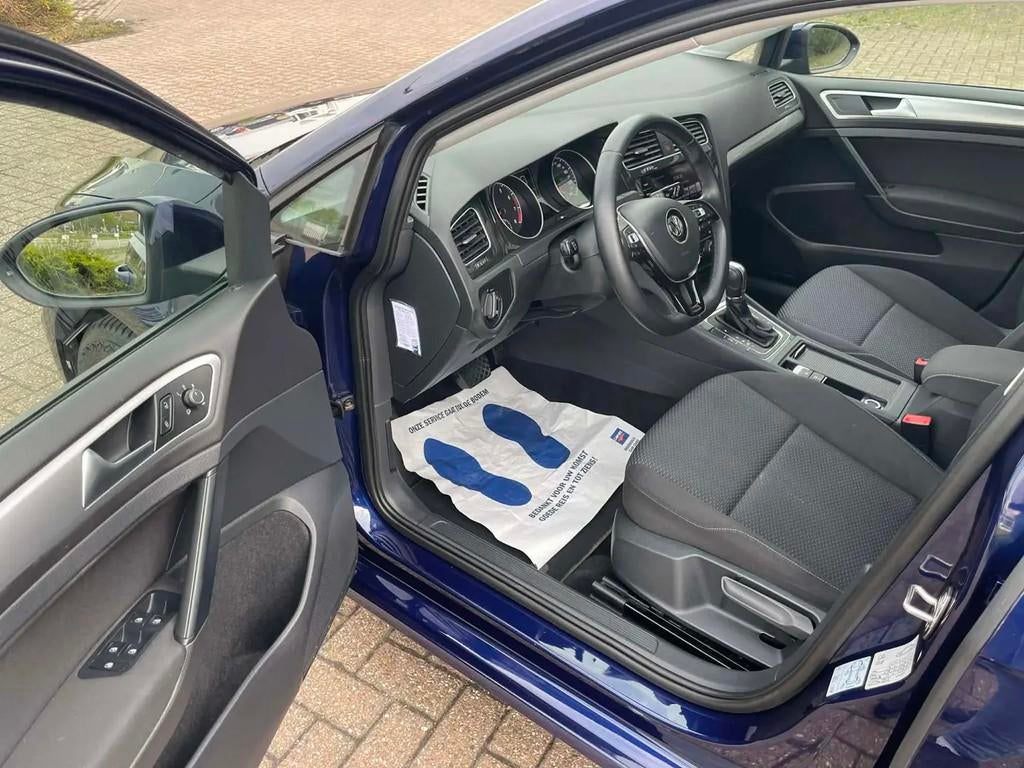 Volkswagen Golf 1.0 TSI Comfortline AUTOMAAT / € 15.450,00, Gebruikt, 1165 kg, Blauw, 116 pk