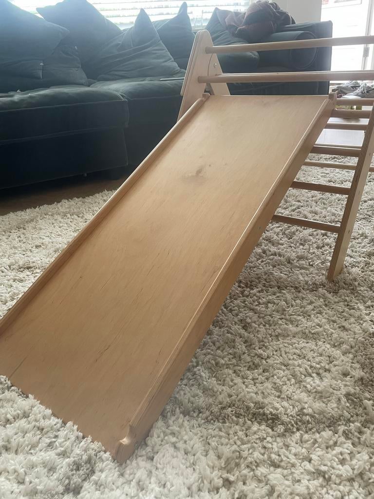 Montessori houten klimrek en glijbaan in zeer goede staat, Ophalen, Zo goed als nieuw