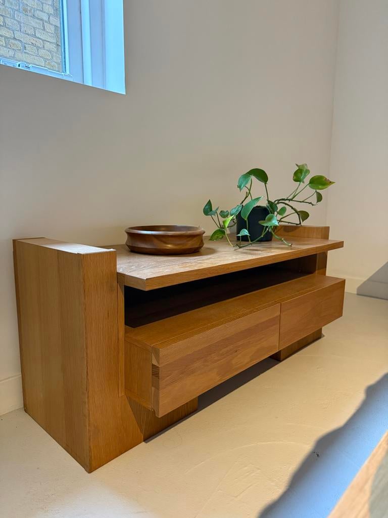 Japandi laag dressoir/tv-meubel van licht eikenhout, Ophalen, Zo goed als nieuw