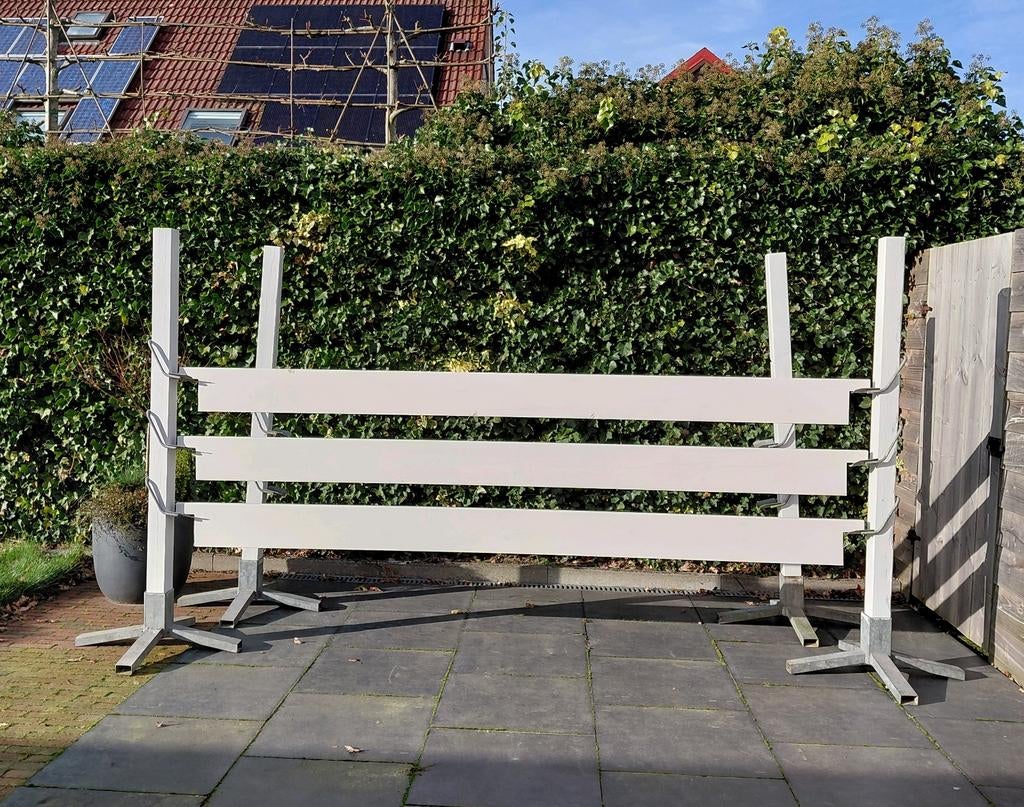 Zeer nette spring hindernis, Dieren en Toebehoren, Paarden en Pony's | Overige Paardenspullen, Ophalen, Zo goed als nieuw, Springen