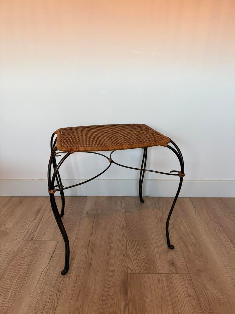 Vintage Zweedse bijzet tafel uit de jaren 70., Ophalen, Zo goed als nieuw, Hout